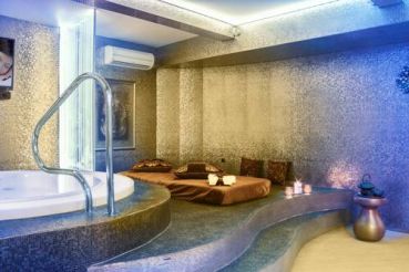 Double or Twin Room with Spa Package