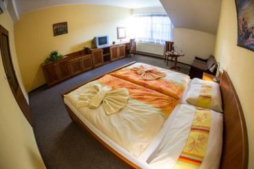Double or Twin Room with extra Bed (4 Adults)