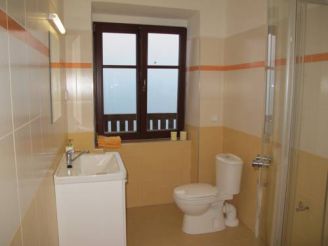 Studio with Shared Bathroom