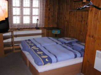 Double or Twin Room with Shared Bathroom