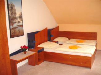 Двухместный номер с 1 кроватью или 2 отдельными кроватями и собственной ванной комнатой